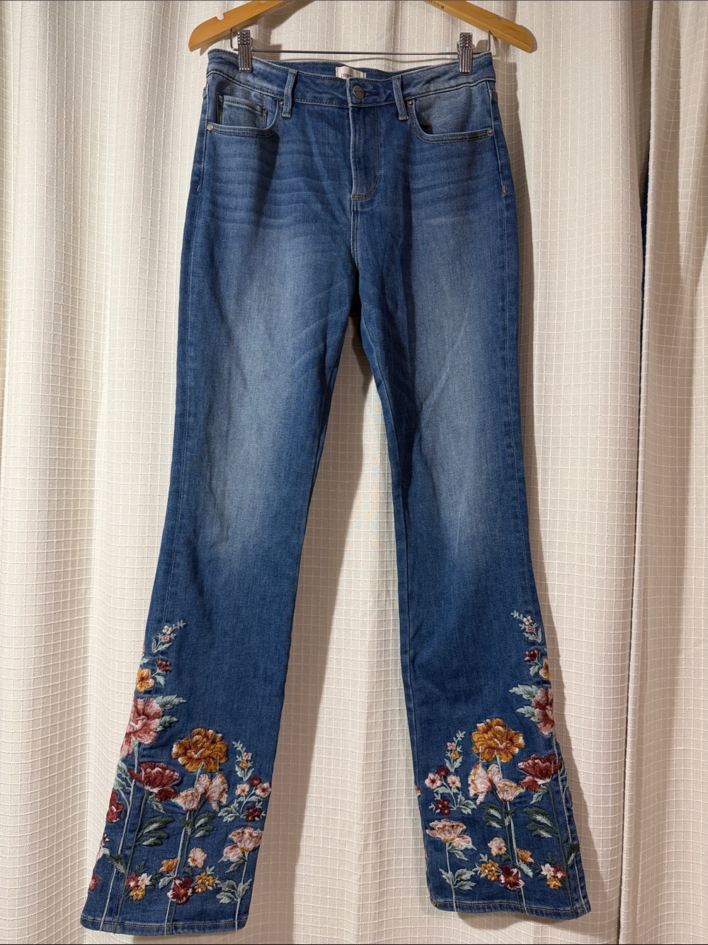 DRIFTWOOD Kelly jeans 28 x 33 long tall bootcut embroidered floral mid rise FP